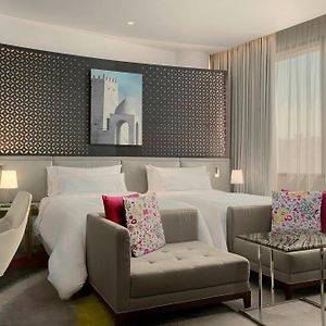 Deluxe Room City View Twin bed